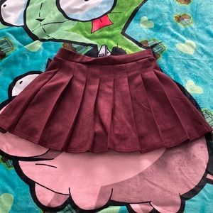 Pleated mini skort red